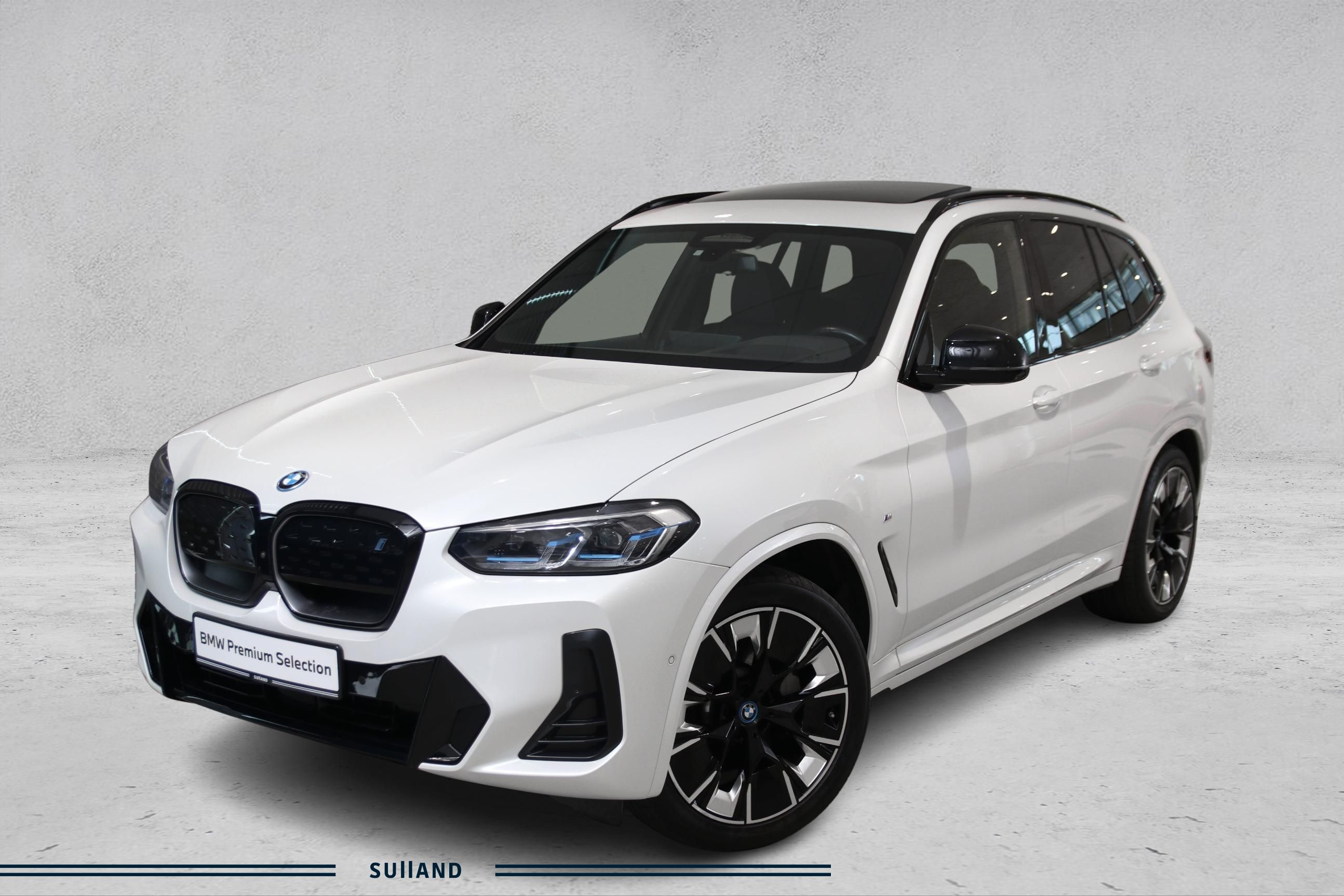 Thumnail bilde 1 av BMW iX3