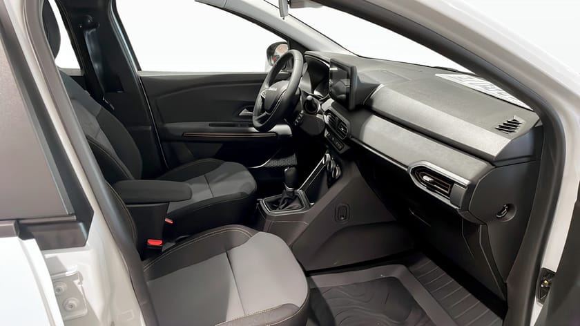 Bild 3 av Dacia Sandero Stepway EXTREME TCE 90 CVT AUTOMAT