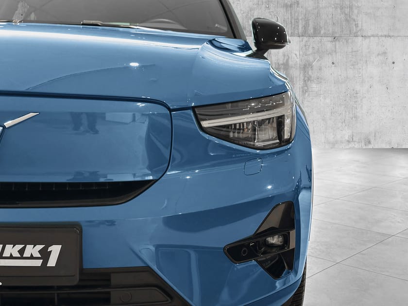 Bilde 4 av Volvo C40 Recharge Single Motor Plus - Hengerfeste/20"/Ryggekamera