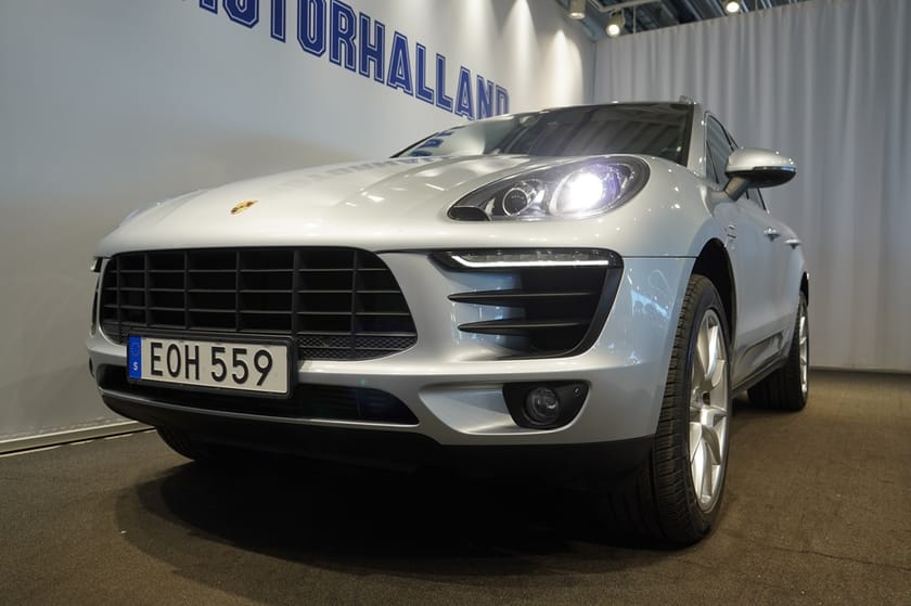 Bild 4 av Porsche Macan S Diesel - AWD / PANO / VÄRMARE / KAMERA