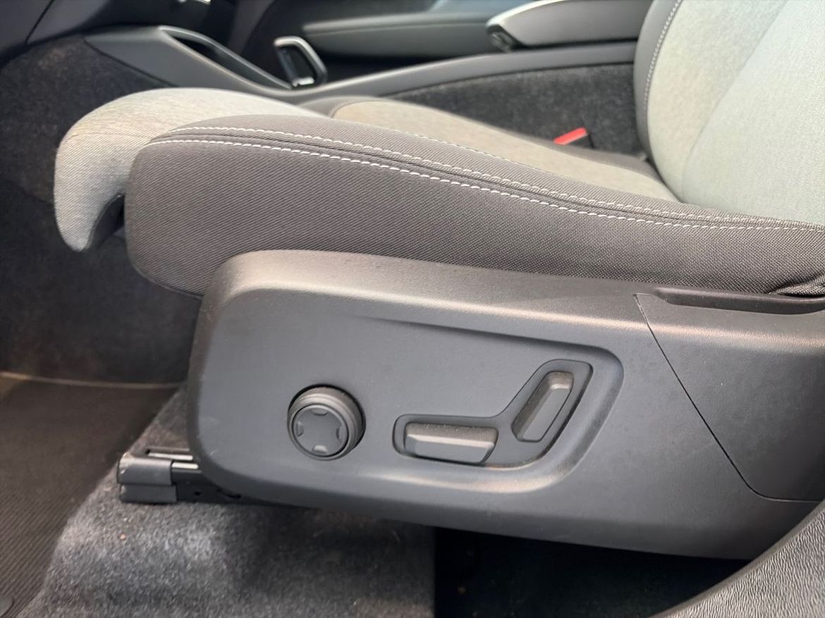 Volvo XC40 2025 - miniatyr 18