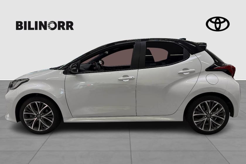Bild 3 av Toyota Yaris Hybrid Style Bi-Tone, V-hjul