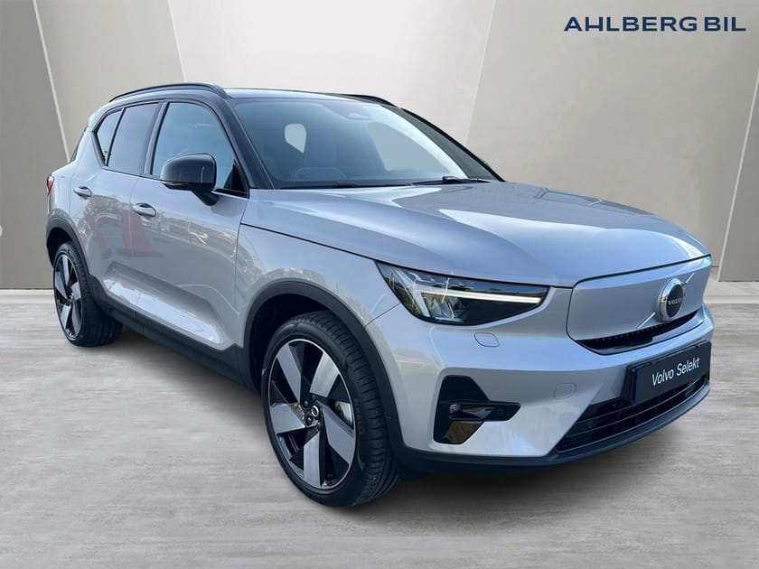Bild 1 av Volvo EX40 Single Motor Extended Range ⚪ Plus, OUTLET, Klimatpaket, Parkeringskamera Bak, Baklucka Elmanövrerad, Google Maps