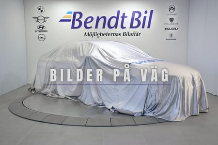 Mercedes-Benz EQA 250+ AMG Line Panorama Dragkrok