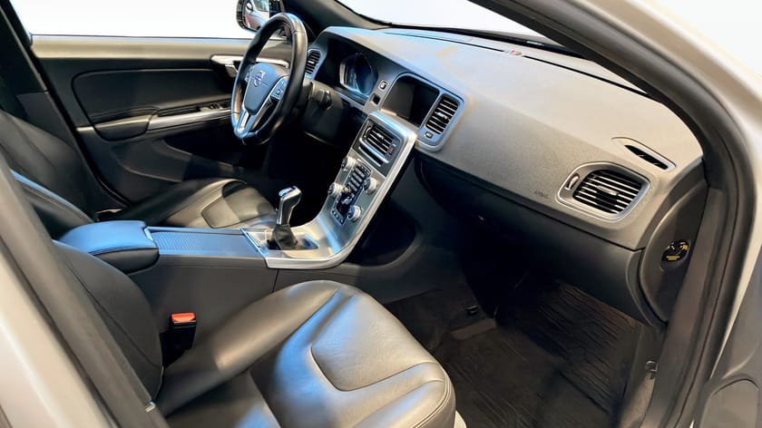 Bild 3 av Volvo S60 Cross Country D4 Polestar