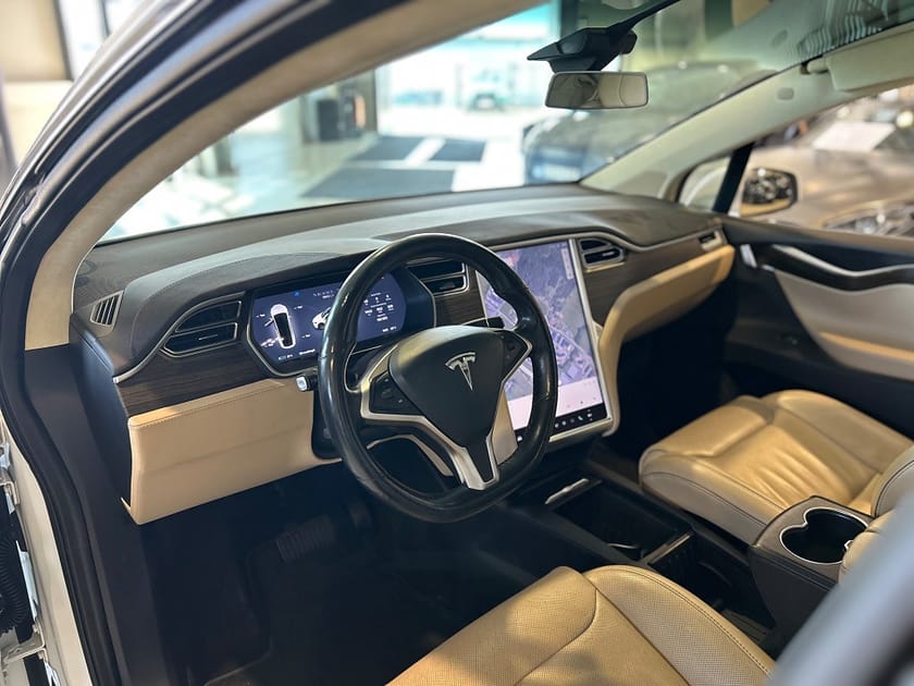 Bild 5 av Tesla Model X 90D 423hk / Fri SuperCharged / Drag