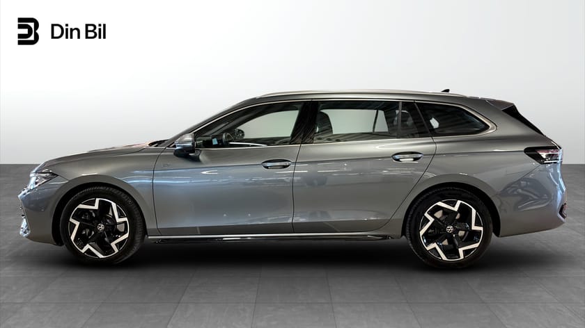 Bild 2 av Volkswagen Passat Sportscombi R-Line 2.0 TDI 4Motion 193 hk