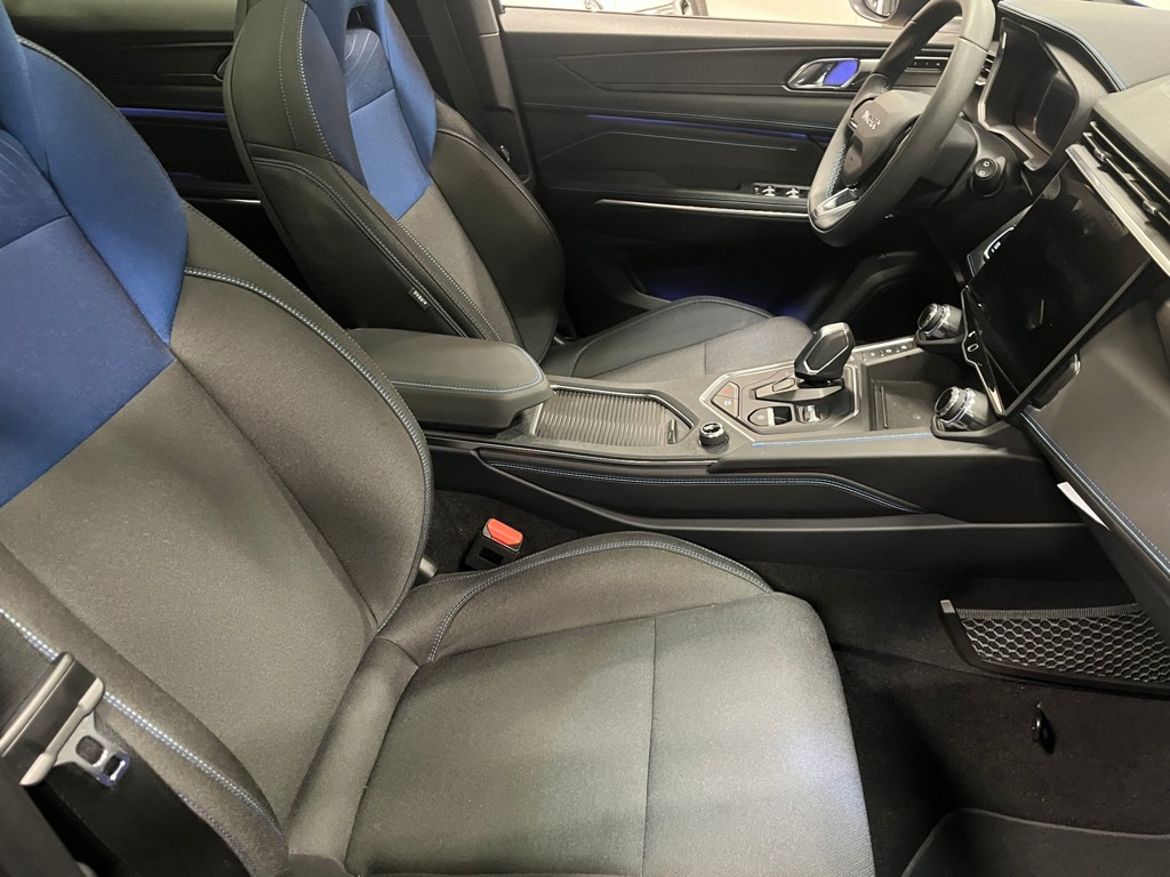 Lynk & Co 01 2023 - miniatyr 8