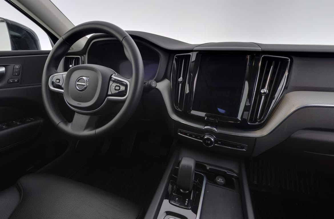 Volvo XC60 2023 - miniatyr 8