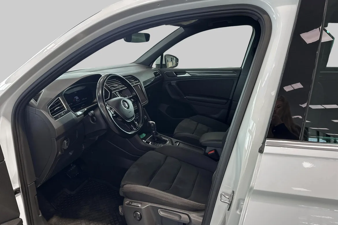 picture of a car