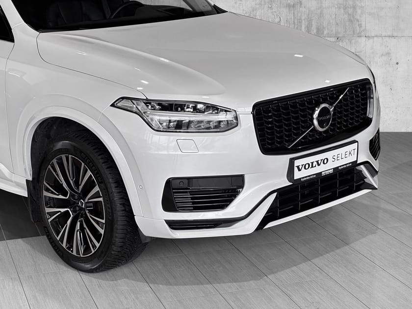 Bilde 2 av Volvo XC90 7 Seats T8 Ultimate Dark KROK|360|HUD|PANO|H&K|8år*