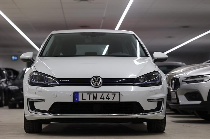 Bild 5 av Volkswagen e-Golf 136hk PDC CarPlay Navi LED Adapt Farth