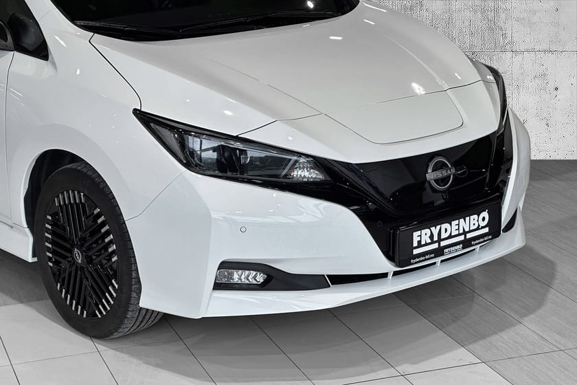 Bilde 2 av Nissan Leaf 39kWh N-Connecta ACC|E.PEDAL|PRO.PILOT|360|CARPLAY|LED
