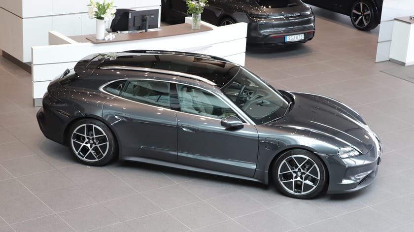 Bild 3 av Porsche Taycan Sport Turismo MY25/Performance Battery Plus