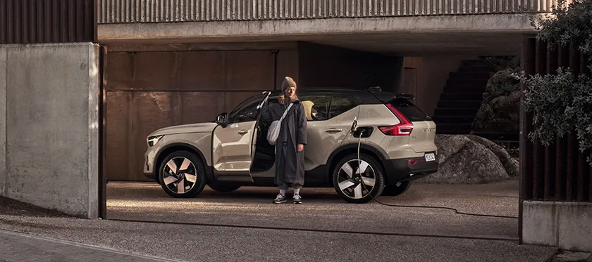 Volvo EX40 privatleasing från 4995 kr/mån bakgrundsbild