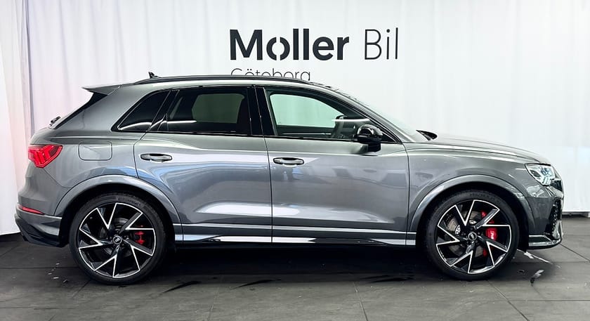 Bild 2 av Audi RS Q3 RSQ3 400hk RS-Designpaket/ SONOS/ Sportavgassystem