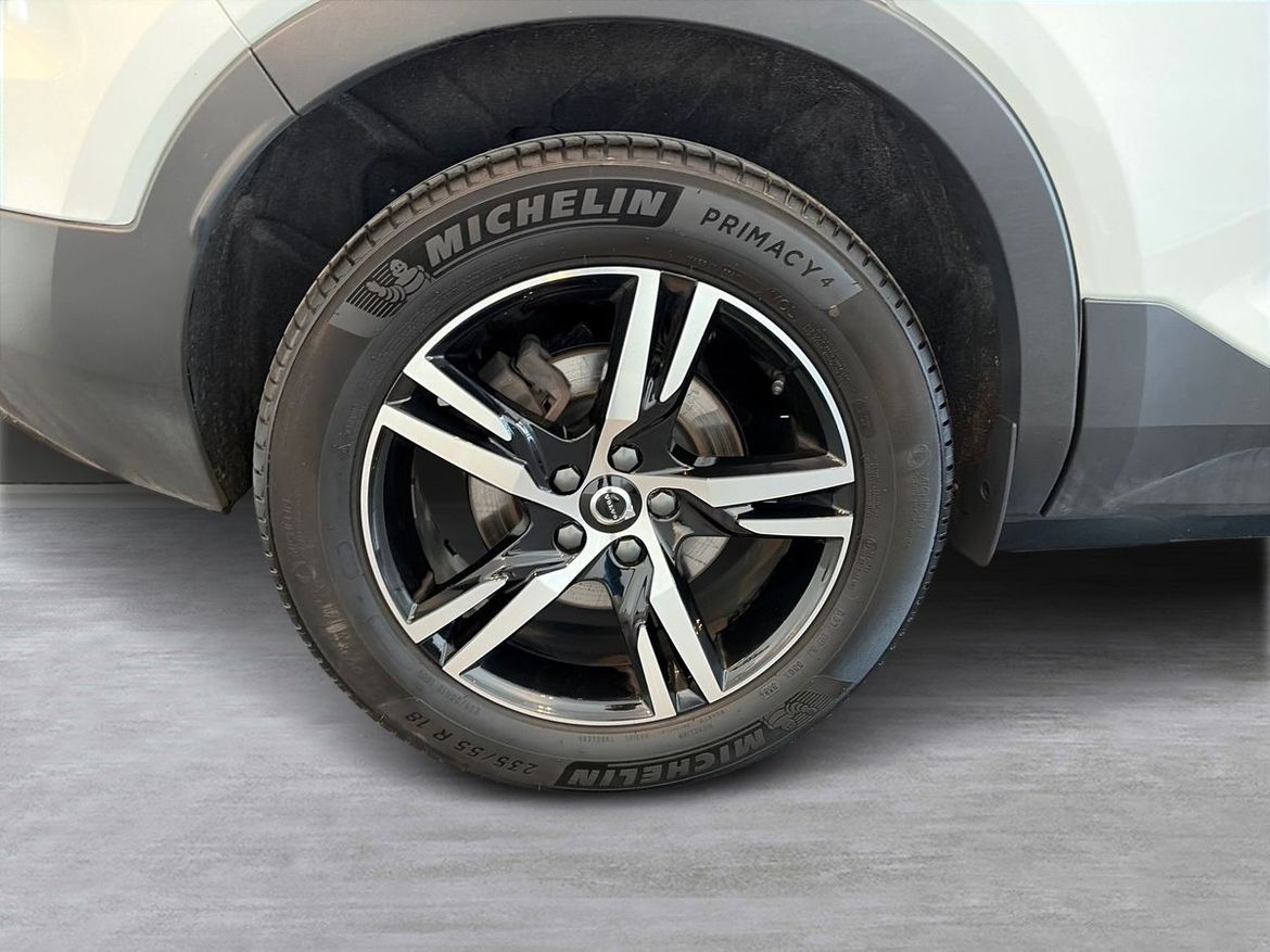 Volvo XC40 2025 - miniatyr 7