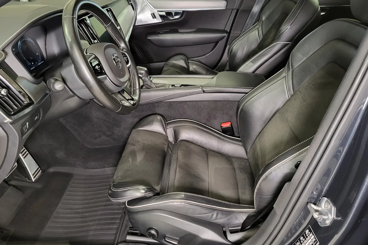 Volvo V90 T4