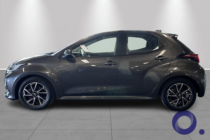 Bilde 2 av Toyota Yaris Hybrid Hybrid|Rattvarme|Carplay|Navigasjon|Godt utstyrt