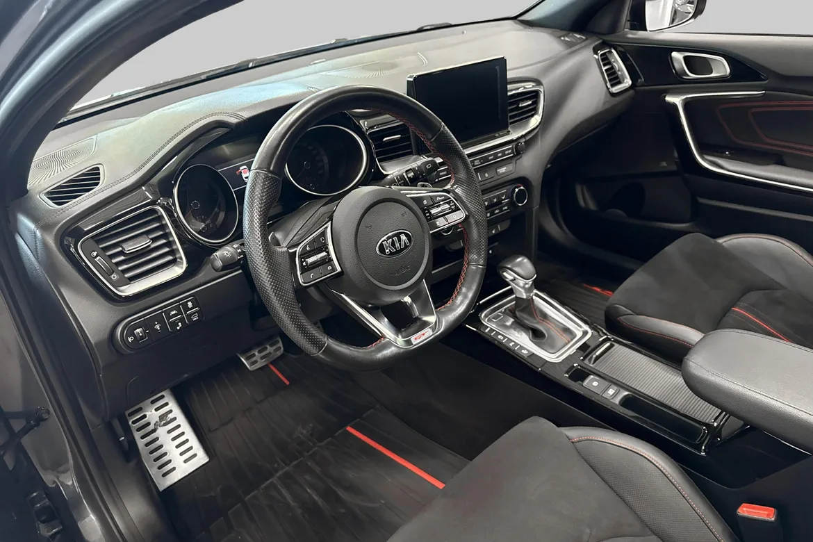 picture of a car