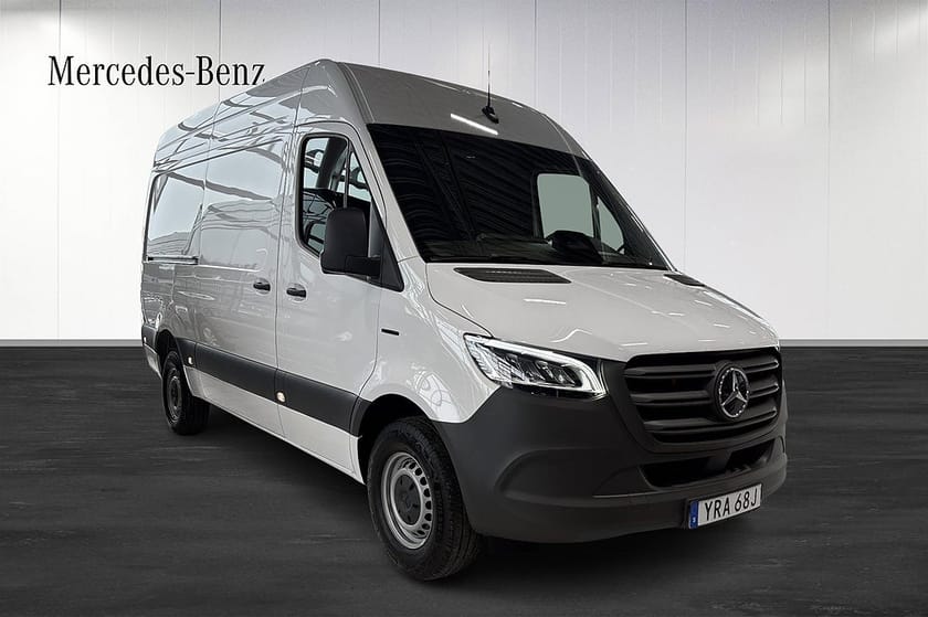 Bild 3 av Mercedes-Benz eSprinter 414 81 kWh PRO A2 drag värmare LED lagerbil