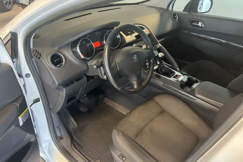 Bild 4 av Peugeot 3008 1,6HDI ACTIVE/DRAGKROK SUV