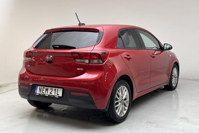 Bild 3 av Kia Rio 1.0 T-GDi (120hk) Backkamera