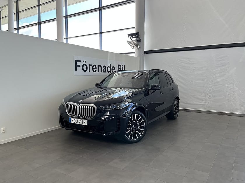 Bild 1 av BMW X5 xDrive50e 3,95 ränta M Sport Pro Drag H/K Panorama