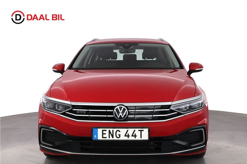Bild 2 av Volkswagen Passat Sportscombi GTE SC 1.4 TSI 218HK EXECUTIVE P-VÄRM DRAG B-KAMERA