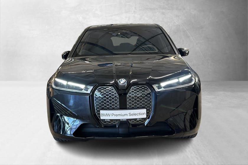 Bilde 2 av BMW iX xDrive40 XDrive40,Fully Charged,Pano,H&K,Sportspk.,22"