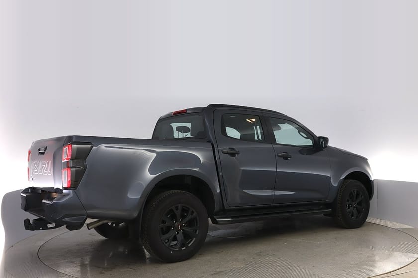 Bild 3 av Isuzu D-Max Crew Cab 1.9 CNG 4WD DRAGKROK MOMS