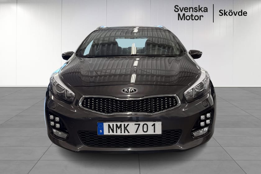 Bild 2 av Kia cee'd_sw GT-Line Navi, B-kamera, Sov-hjul