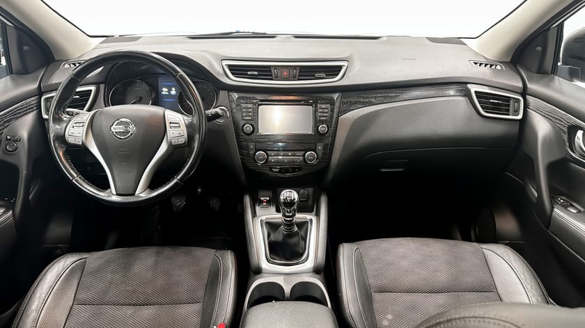 Bild 4 av Nissan Qashqai 1.5 dCi (110hk) TEKNA / PANORAMA / DRAG