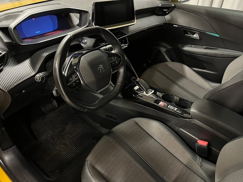 Bild 5 av Peugeot e-208 ALLURE PACK Electric Backkamera