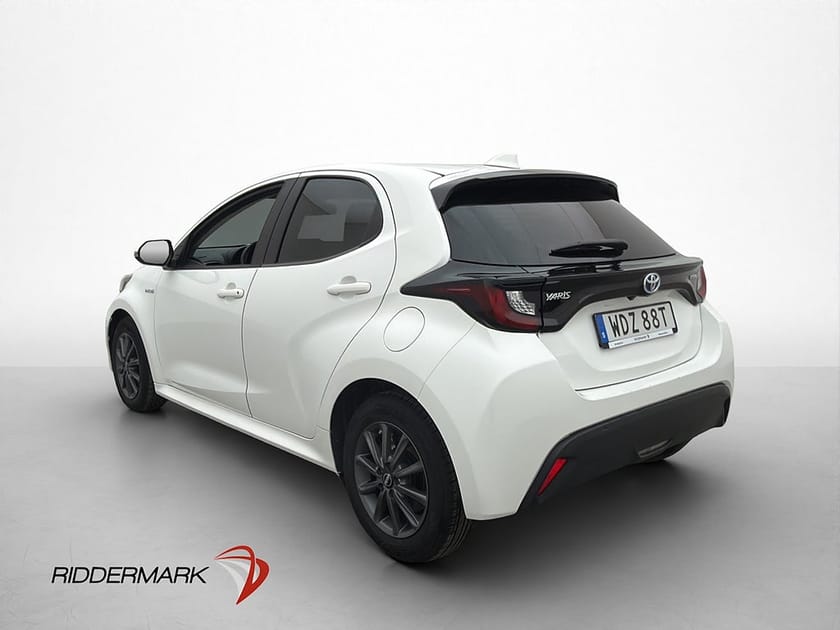 Bild 5 av Toyota Yaris Hybrid 116hk Backkamera Farthållare Rattvärme