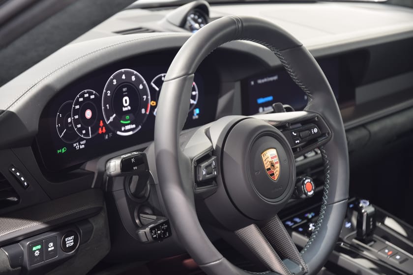 Bild 5 av Porsche 911 Carrera GTS 992.2 / Sömmar Night Green