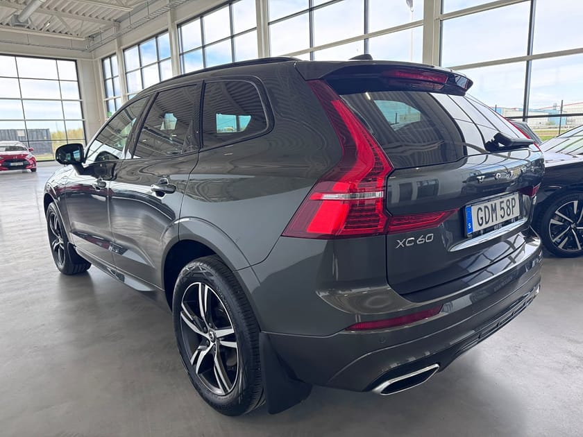 Bild 3 av Volvo XC60 B5 | AWD | R-Design | HUD | 235HK