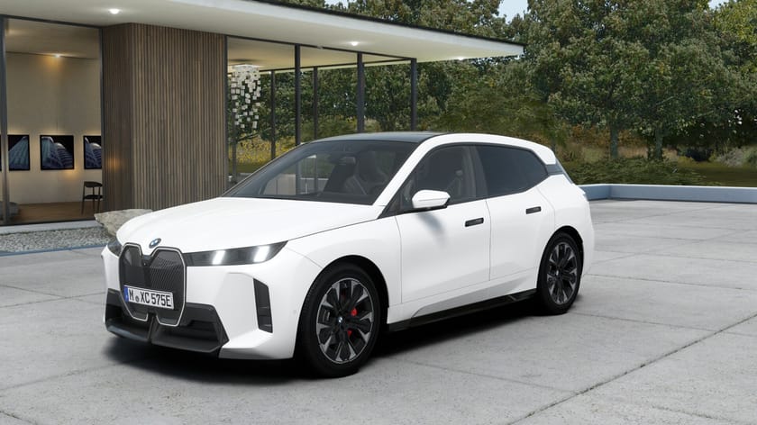 Bild 1 av BMW iX xDrive60 Fully Charged M Sport Pro Ed Drag DA Pro H K