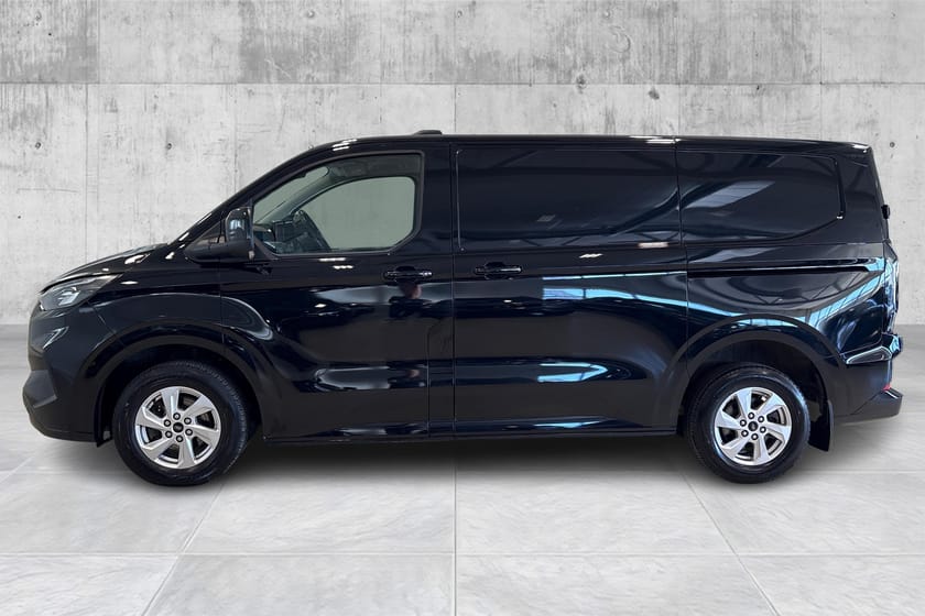 Bilde 2 av Ford Transit Custom 320 LTD AUTO AWD 2Xskyvedør/H-feste/R-kamera/P-varmer++