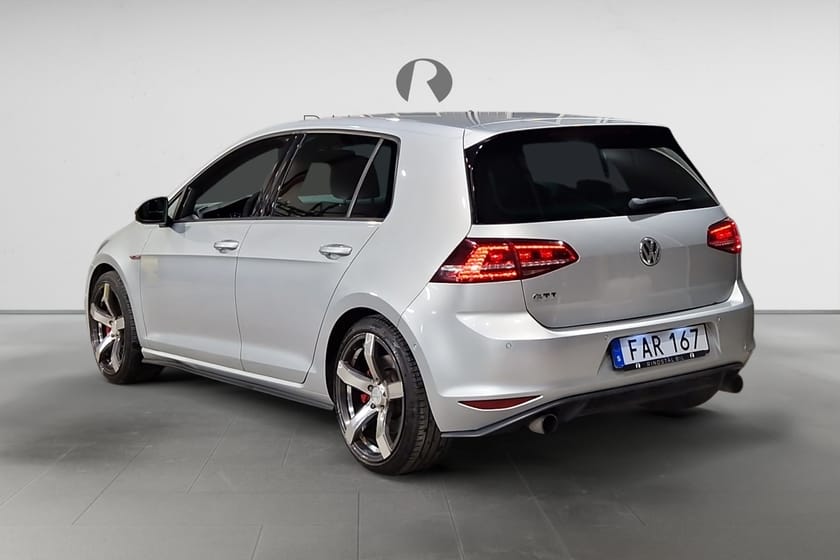 Bild 5 av Volkswagen Golf  GTI Performance 2.0 TSI 230 HK DSG 13000MIL XENON 18"