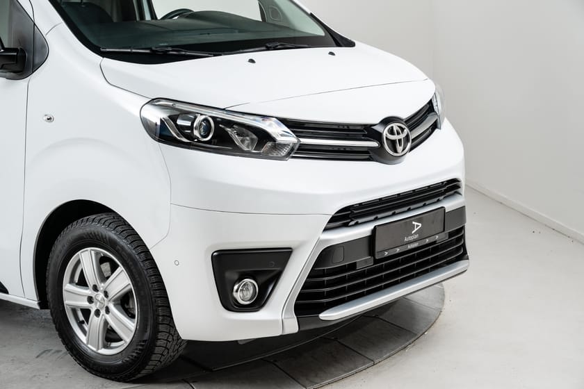 Bilde 3 av Toyota Proace 2,0 D 144 Comfort L2H1 THB aut Cruise/Krok/Varmer/Kam