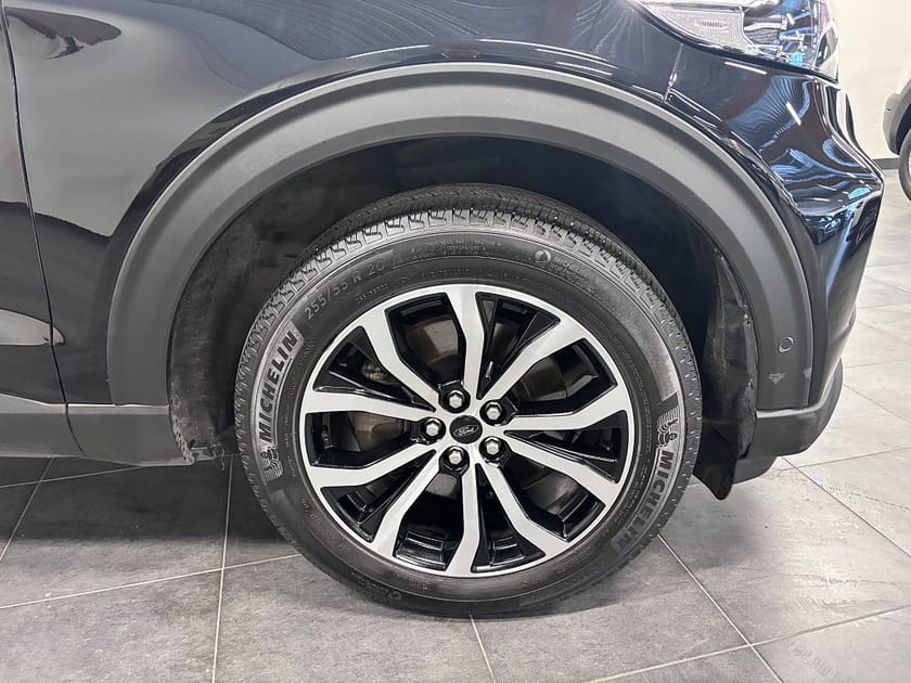 Bild 4 av Ford Explorer Plug-In Hybrid 457hk, ST-Line, 7-sits, Drag, Panorama