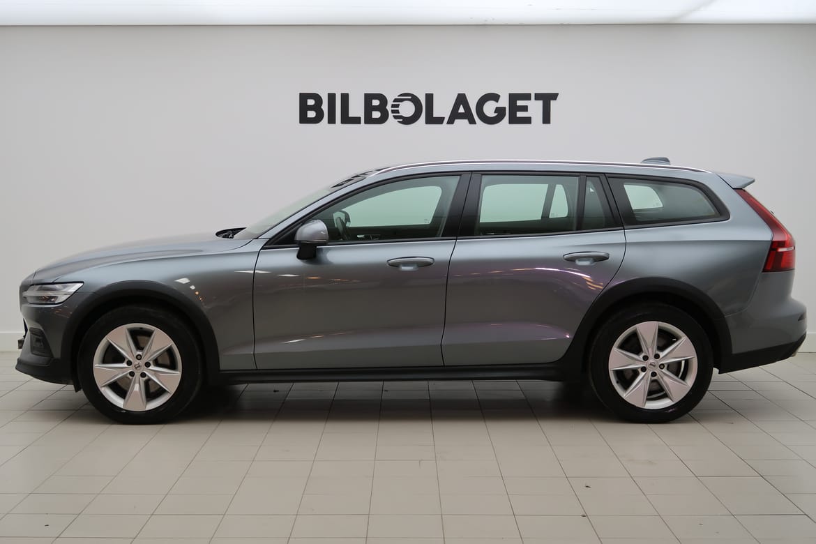 Volvo V60 2020 - miniatyr 2