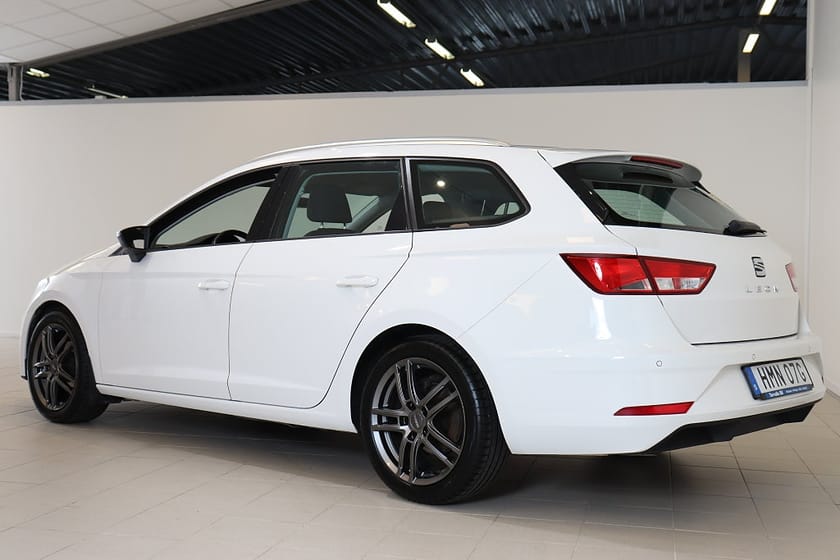 Bild 4 av SEAT Leon ST Style 1.0 TSI 115hk Automat Carplay P-sensor fram/bak