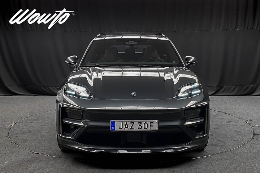 Bild 2 av Porsche Macan Turbo 639HK /Pano /Drag /Se Spec /Moms
