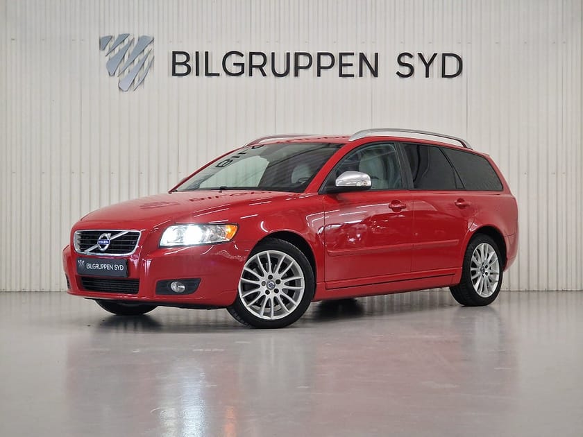 Bild 1 av Volvo V50 D3 Momentum|Värmare|P-sensorer bak|Farthållare