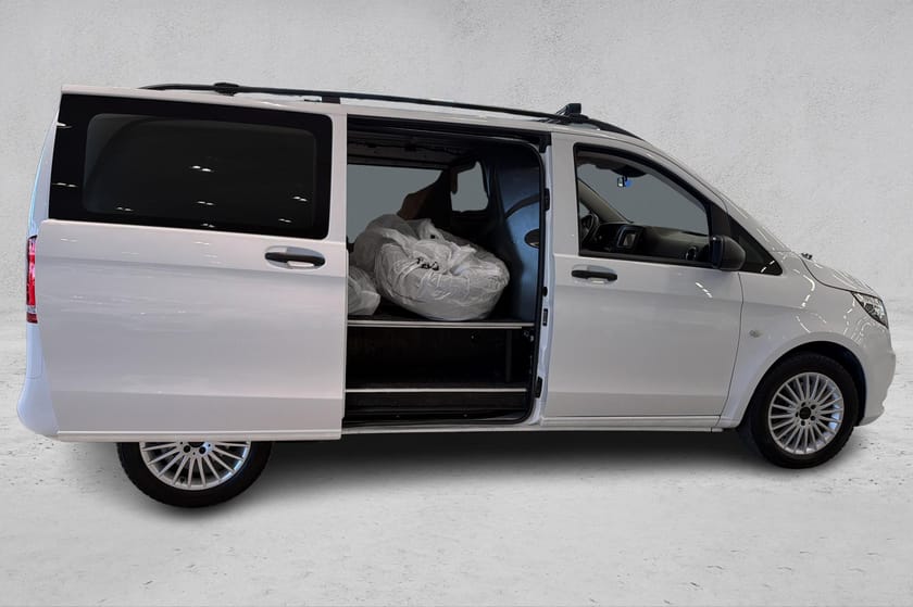 Bilde 4 av Mercedes-Benz Vito 119 BlueTEC 4MATIC 2.8t A1 190 HK DOBBELGULV/ LEDDBAR