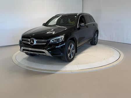 Mercedes-Benz GLC 250 d 4MATIC ACC/Krok/Delskinn/Kamera/Dab