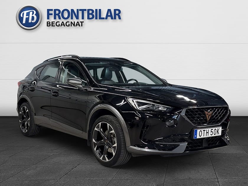 Bild 1 av CUPRA Formentor 1.5 TSI/B-kam/adaptiv fart/Full link/El-drag/19" fälg