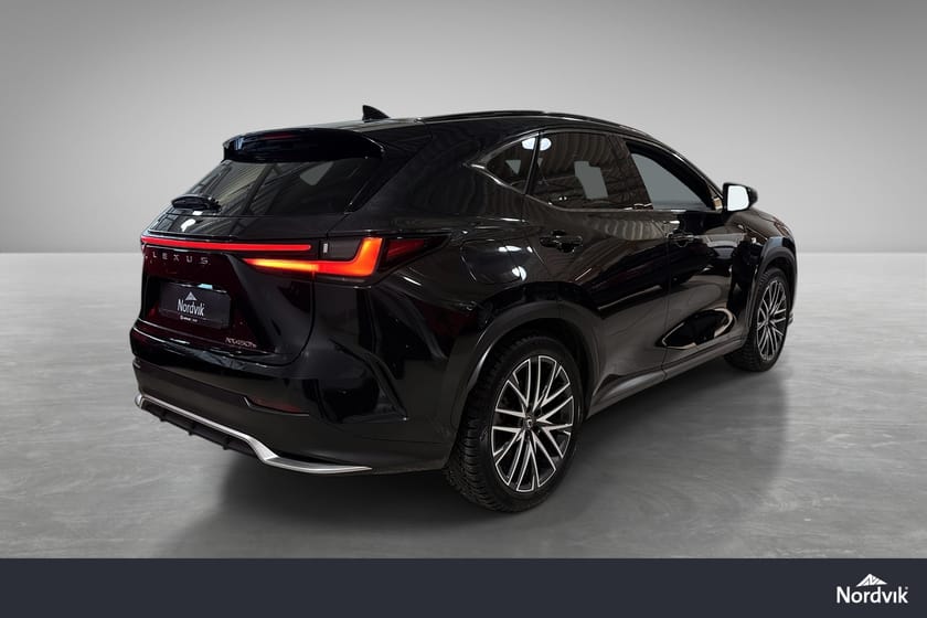 Bilde 5 av Lexus NX 450h+ F-sport, sportsstoler, velholdt!